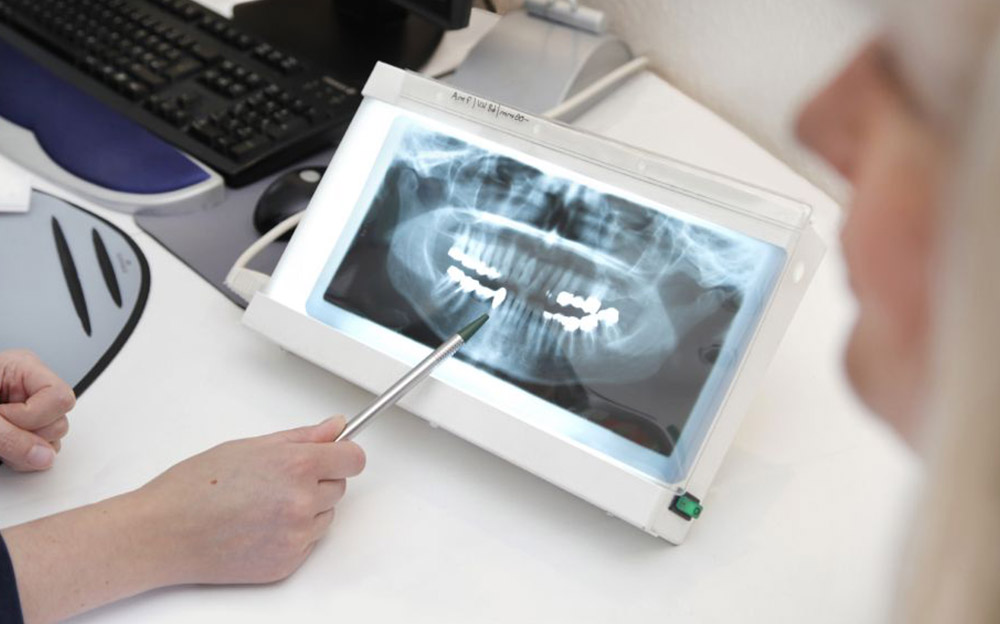 Modernste Technik und Beratung - Zahnarztpraxis Aller Leine Tal